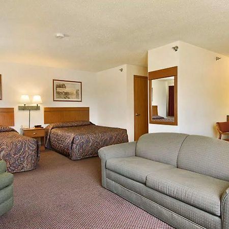Wamego Inn And Suites Værelse billede
